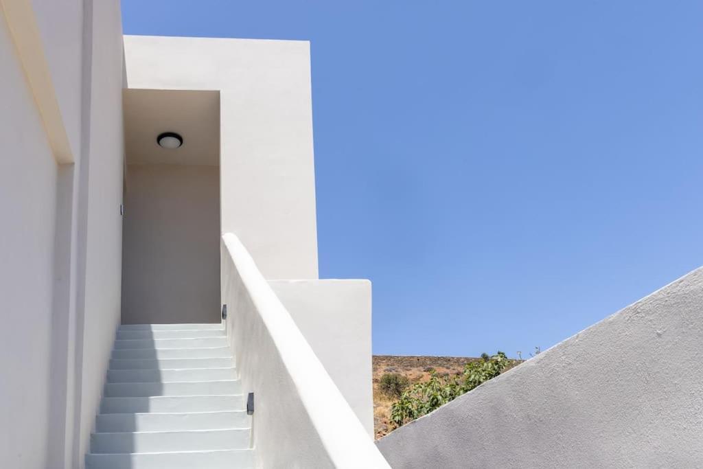 Pearl Suites And Villa Tinos ภายนอก รูปภาพ