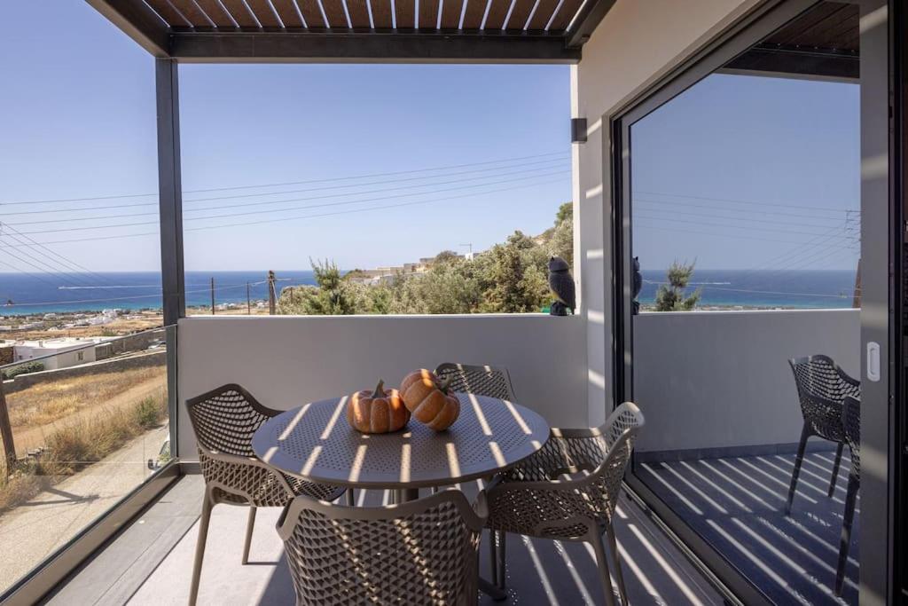 Pearl Suites And Villa Tinos ภายนอก รูปภาพ