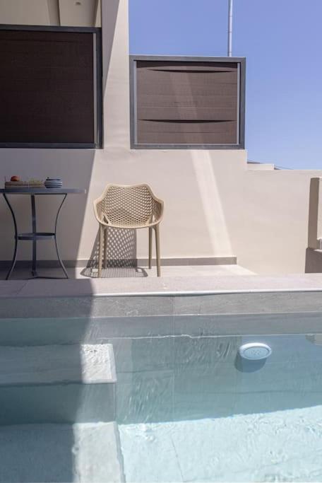 Pearl Suites And Villa Tinos ภายนอก รูปภาพ