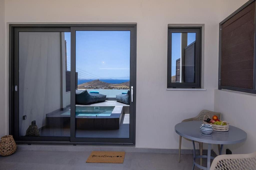 Pearl Suites And Villa Tinos ภายนอก รูปภาพ