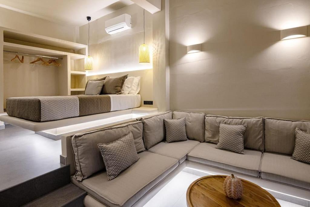 Pearl Suites And Villa Tinos ภายนอก รูปภาพ